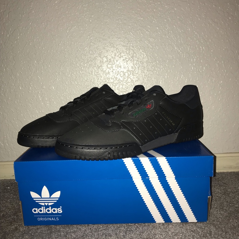 Adidas Yeezy powerphase